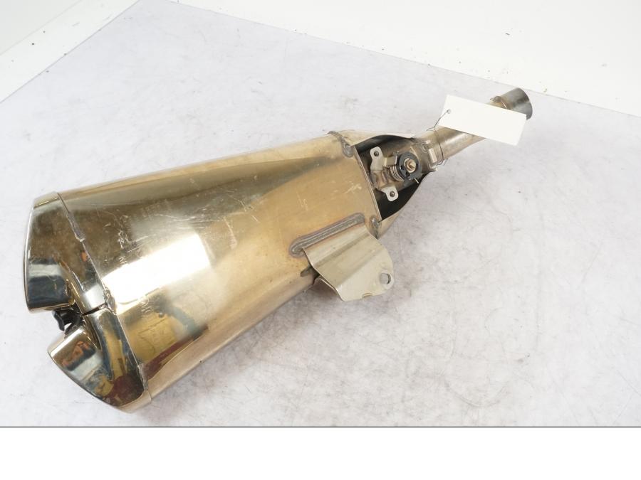 Höger sida på Ljuddämpare från en Kawasaki Z 1000 -2009 motorcykel.