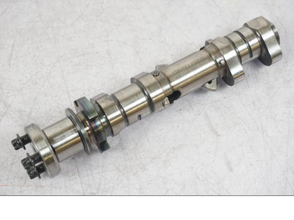 Framsidan på Kamaxel från en BMW F 750 GS -2020 motorcykel.