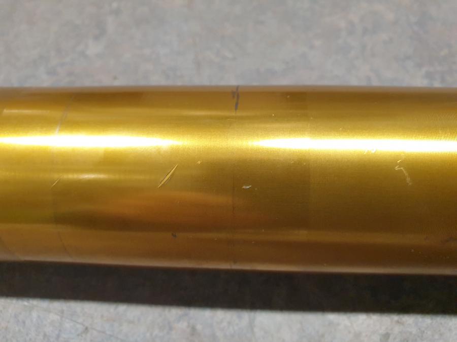 Vänster sida på Gaffelben från en Kawasaki ZX-10R -2005 motorcykel.