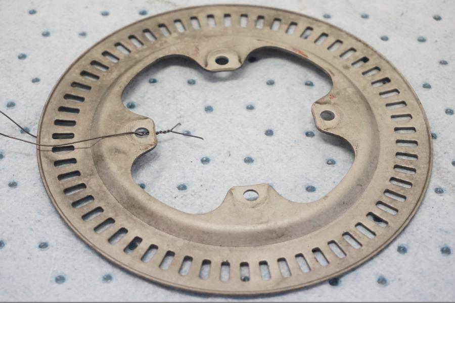 Baksidan på ABS krans från en Honda CBR 1000 RR -2011 motorcykel.