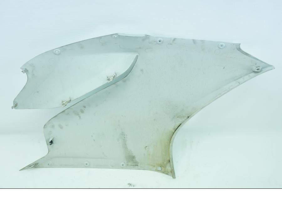 Baksidan på Sidkåpa från en Ducati 899 Panigale -2015 motorcykel.