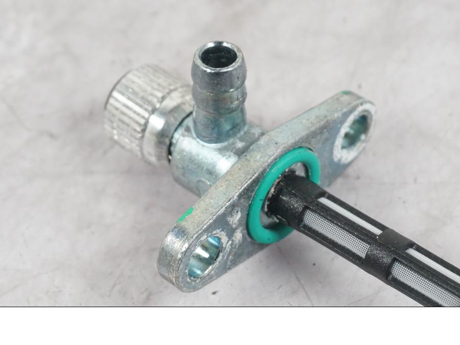 Baksidan på Bensinkran från en Ducati Multistrada V4 -2024 motorcykel.