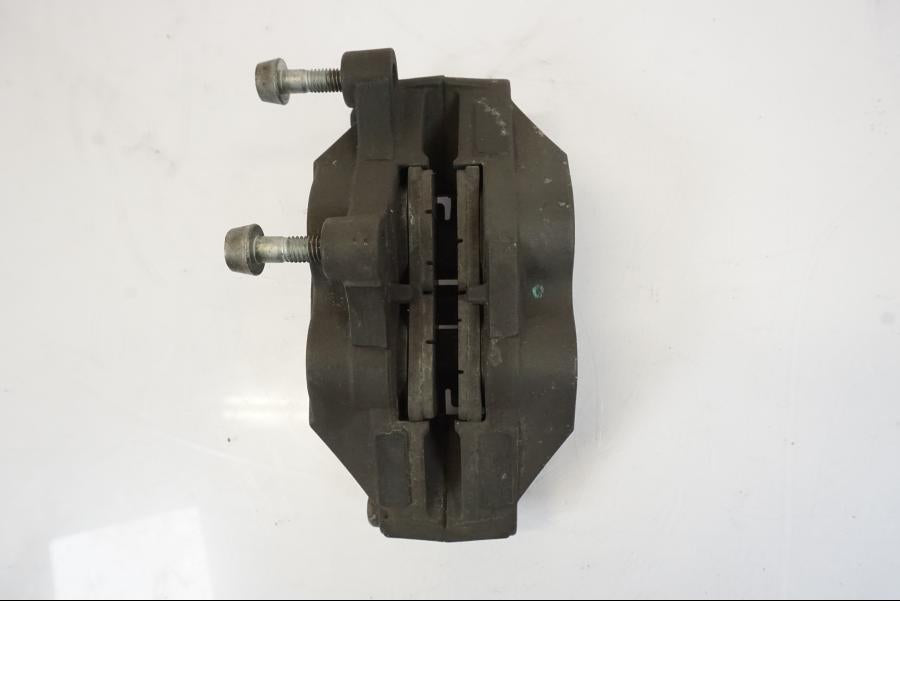 Snett uppifrån på Bromsok från en BMW R 1150 RS -2003 motorcykel.