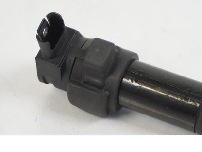 Höger sida på Tändspole från en BMW F 650 CS -2002 motorcykel.