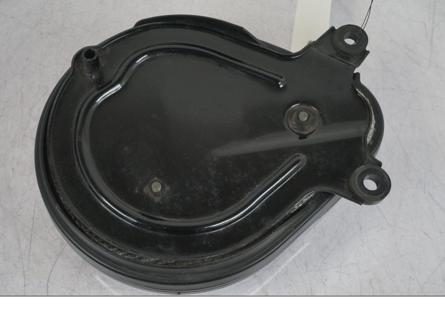 Vänster sida på Verktygslåda från en Suzuki VZ 800 -2000 motorcykel.