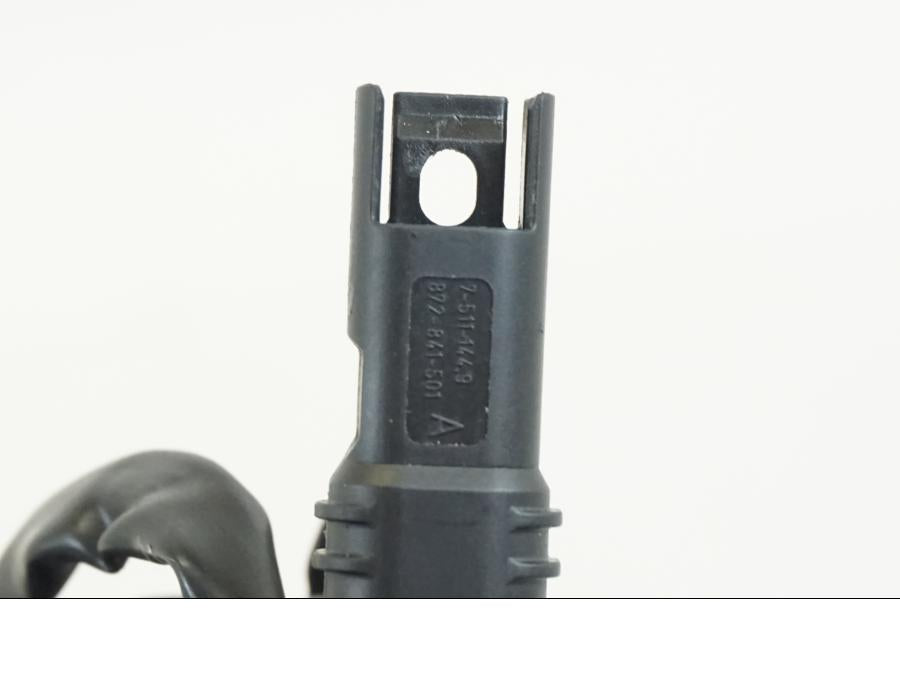 Extrabild2 på Sidostödsbrytare från en Ducati Streetfighter V4 -2020 motorcykel.