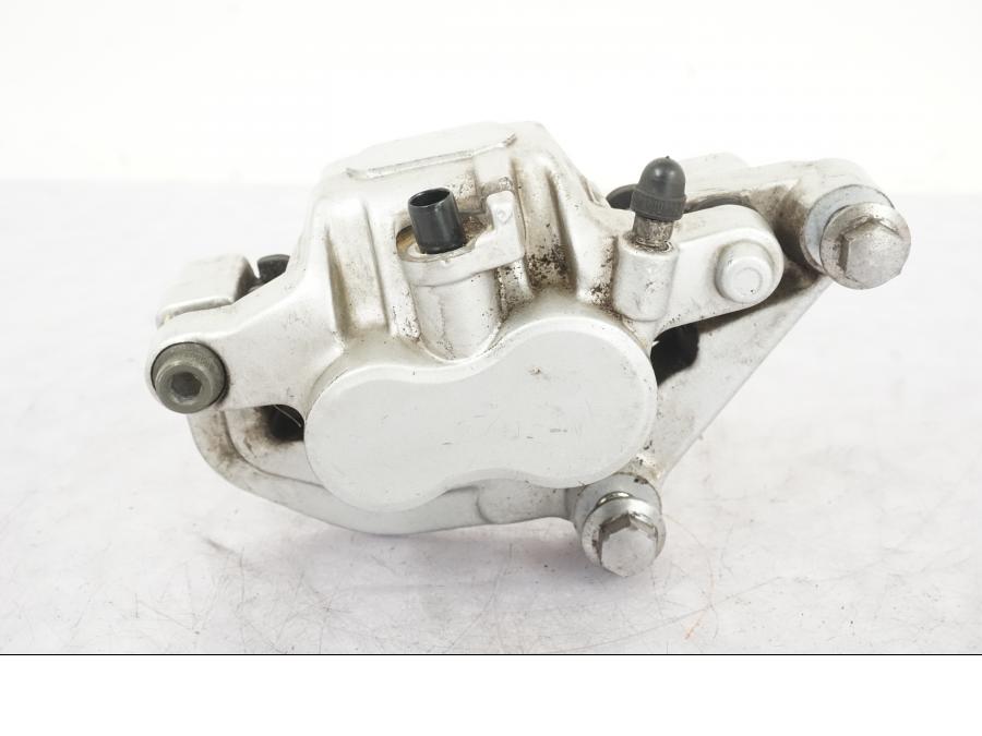 Framsidan på Bromsok från en Yamaha XVS 1100 -2000 motorcykel.