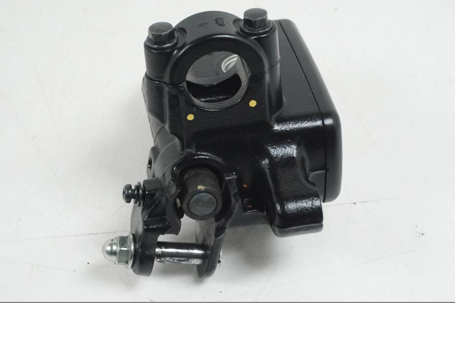 Höger sida på Bromshuvudcylinder från en Honda CB 650 F Hornet -2017 motorcykel.