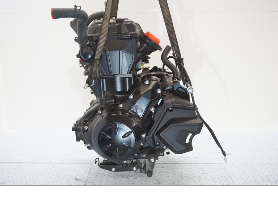 Framsidan på Motor från en Kawasaki Z 650 ABS -2020 motorcykel.