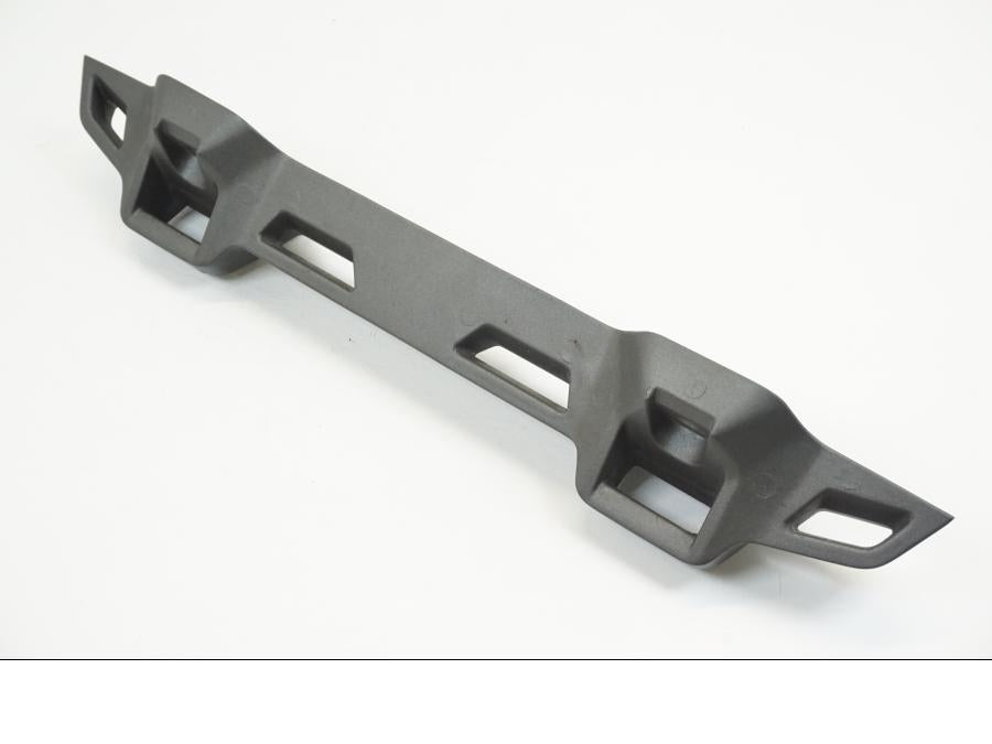 Baksidan på Väskhållare från en Triumph Tiger 1200 -2018 motorcykel.