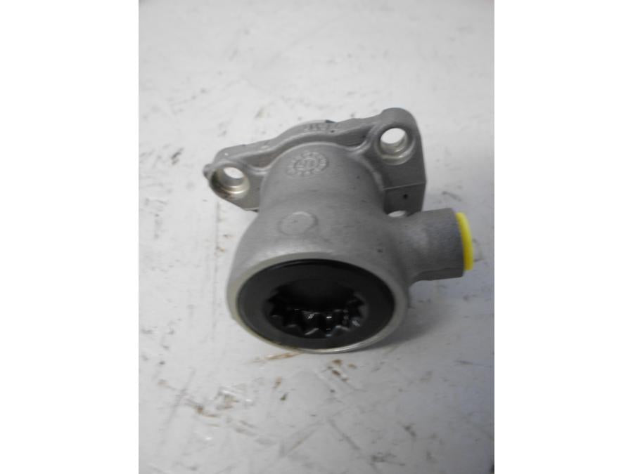 Framsidan på Kopplingslavcylinder från en Ducati Monster 1200 -2016 motorcykel.