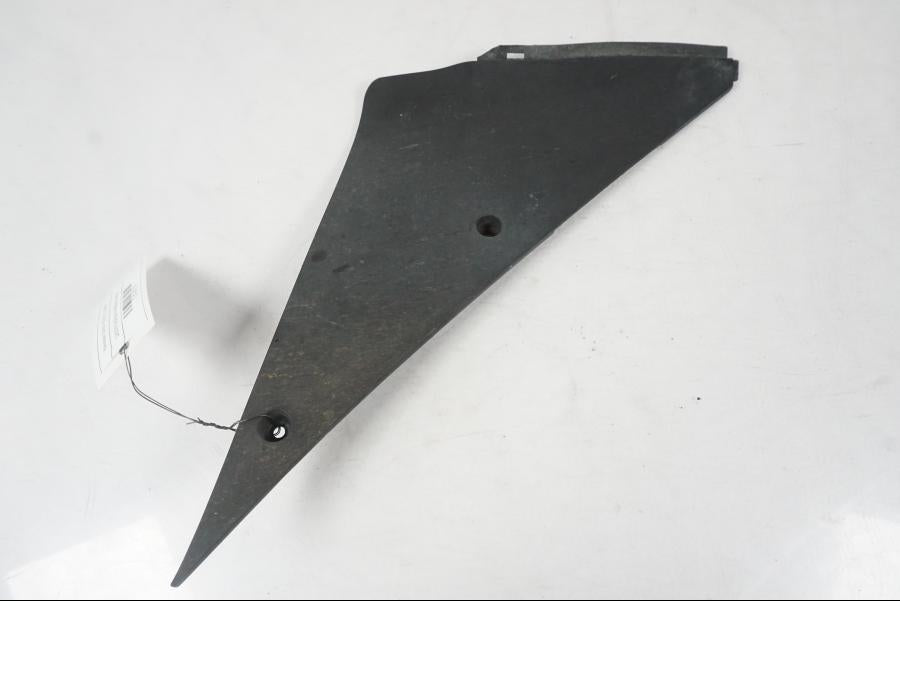 Framsidan på Sidkåpa innerplast från en Kawasaki ZX-6R -2005 motorcykel.