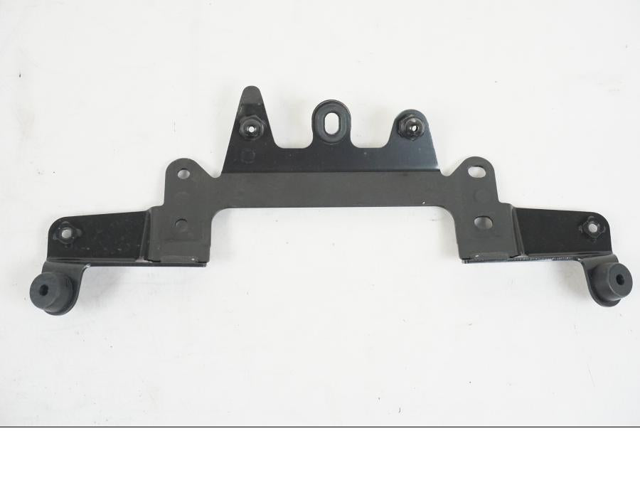 Framsidan på Sadelfäste från en Yamaha MT-07 -2019 motorcykel.