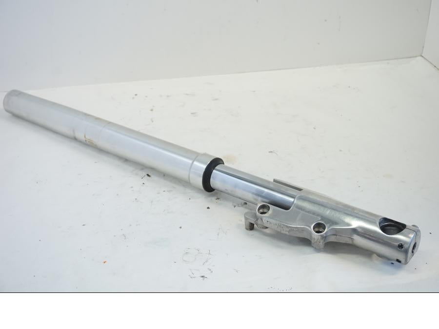 Höger sida på Gaffelben från en Kawasaki VN 1500 Mean Streak -2002 motorcykel.