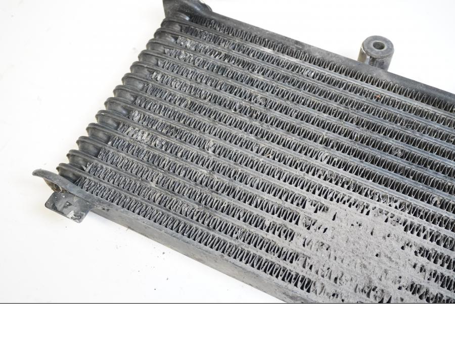 Extrabild1 på Oljekyl från en Suzuki GSX 750 -1998 motorcykel.