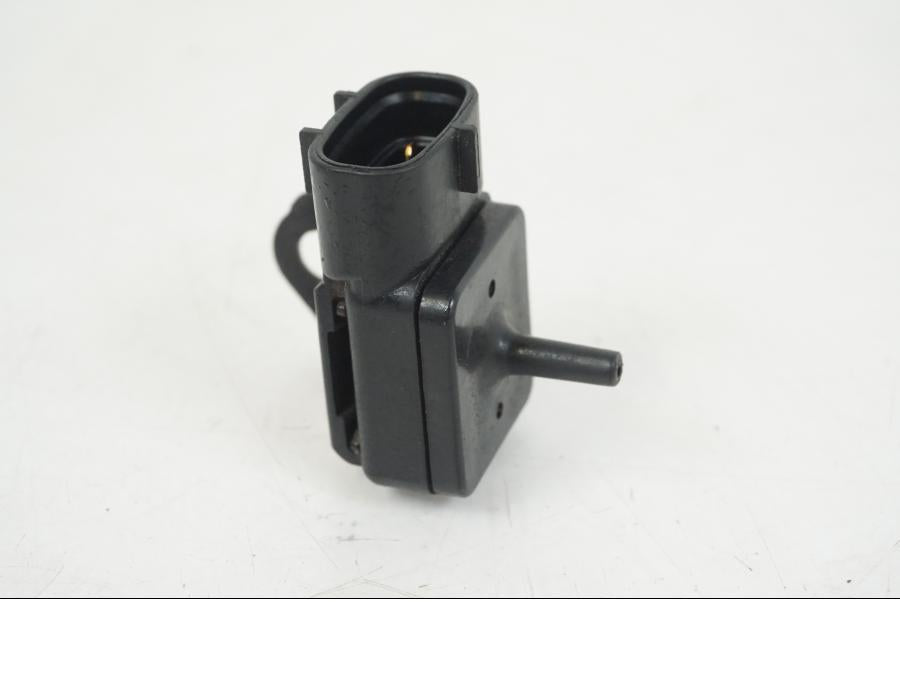 Höger sida på Mapsensor från en Suzuki GSX-R 750 -2001 motorcykel.