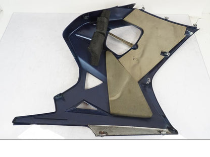 Extrabild3 på Sidkåpa från en Triumph Sprint GT -2011 motorcykel.