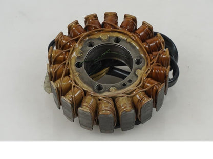 Baksidan på Generator från en Ducati 75 Sport -2001 motorcykel.