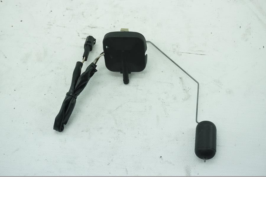 Framsidan på Bensintankgivare från en Kawasaki VN 1500 Classic Tourer -2001 motorcykel.