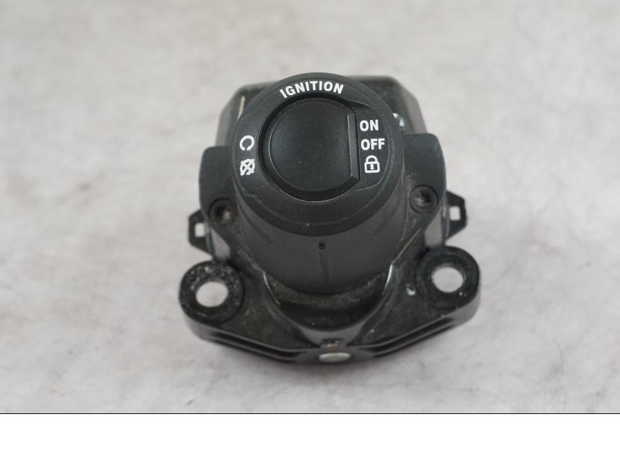 Extrabild1 på Låssats från en BMW K 1600 GTL -2015 motorcykel.