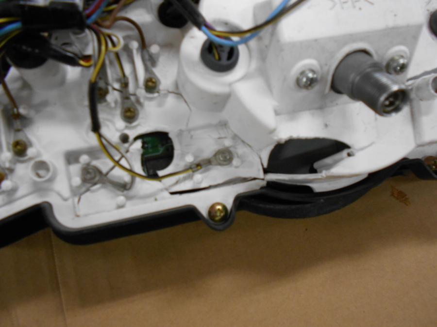 Höger sida på Instrumentpanel från en Kawasaki ZZR 1200 -2002 motorcykel.