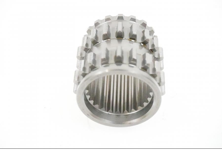 Baksidan på Kamkedjedrev från en Honda VFR 800 -2005 motorcykel.