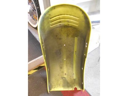 Snett uppifrån på Bakskärm från en H-D Softail -2009 motorcykel.