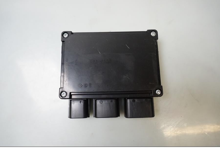 Baksidan på CDI / ECU från en Kawasaki Z 1000 -2011 motorcykel.