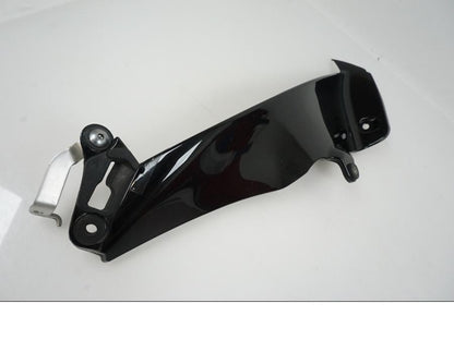 Snett uppifrån på Innerpanel från en Yamaha YZF 1000 R1 -2011 motorcykel.