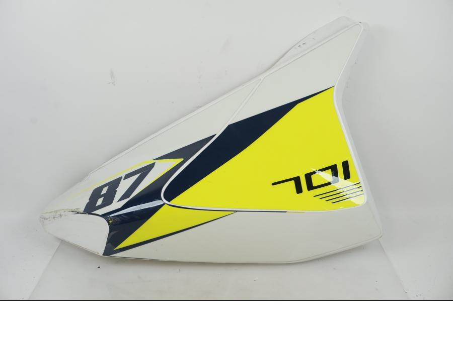 Framsidan på Kåpor från en Husqvarna 701 SUPERMOTO ABS -2016 motorcykel.