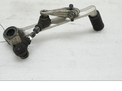 Baksidan på Växelpedal från en Honda XL 1000 V -2008 motorcykel.