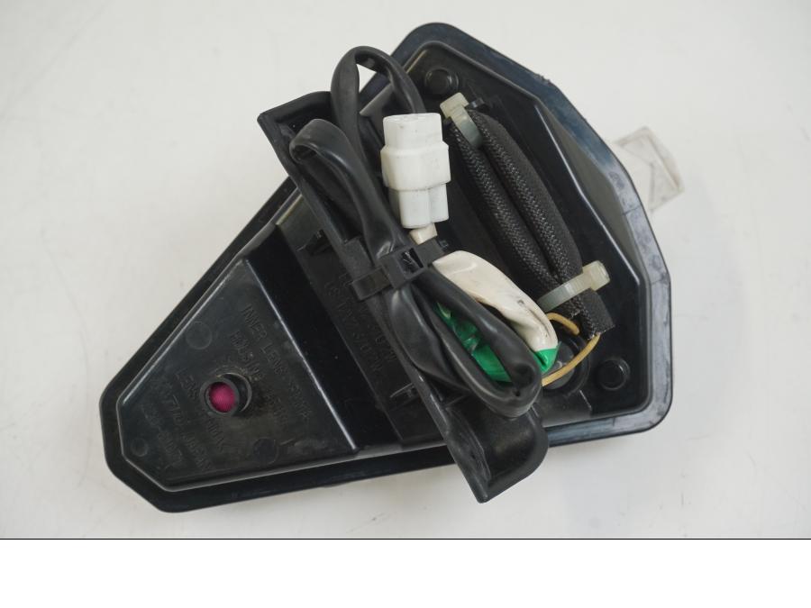 Snett uppifrån på Baklampa från en Yamaha YZF 1000 R1 -2007 motorcykel.