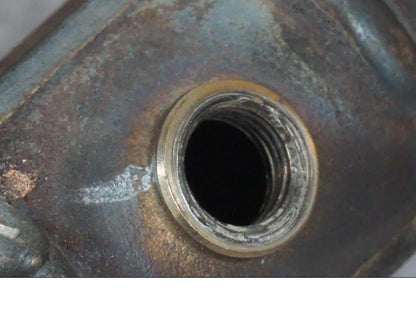 Snett uppifrån på Grenrör från en Ducati Multistrada V4 -2024 motorcykel.