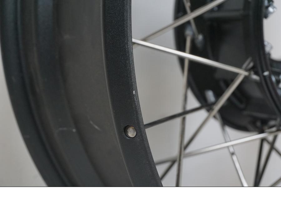 Extrabild1 på Fälg från en BMW R 1250 GS -2018 motorcykel.