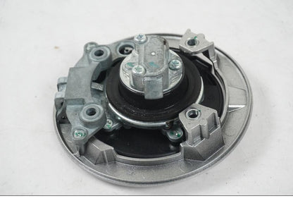 Extrabild6 på <p>Låssats från Kawasaki Z 900 ABS 2017.</p>

<p>Tändningslås, 1st nyckel, tanklock, sadellås, ignition immobilisor och CDI/ECU.</p> motorcykel.