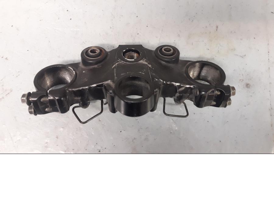 Baksidan på Gaffelkrona från en Yamaha XTZ 750 -1995 motorcykel.