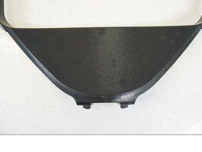 Vänster sida på Trekanten från en Suzuki GSX 1300 R -2017 motorcykel.