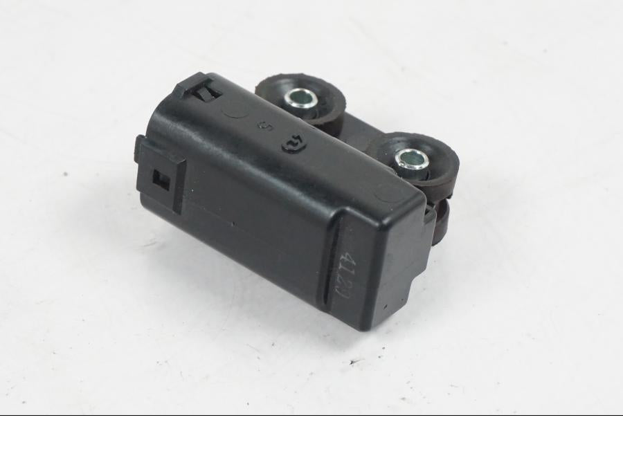 Höger sida på Tilt Sensor från en MV Agusta Dragster -2014 motorcykel.