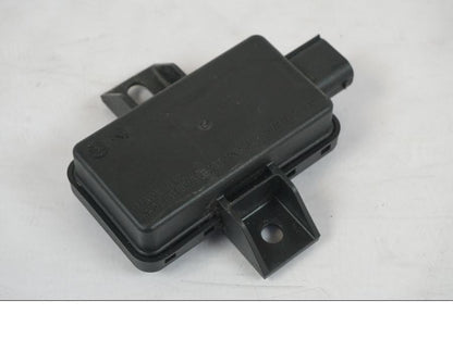 Framsidan på Lufttryckssensor från en KTM 1290 Super Duke R -2018 motorcykel.