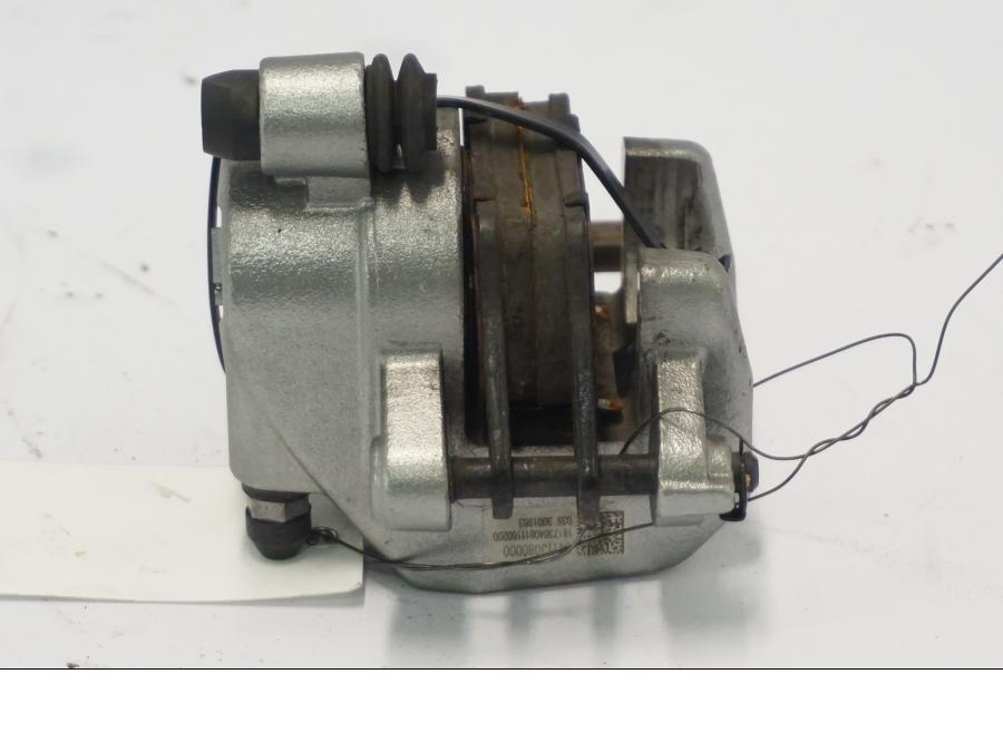 Höger sida på Bromsok från en KTM 790 Duke -2018 motorcykel.