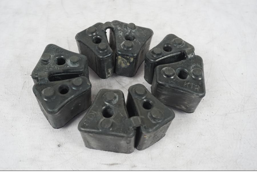 Framsidan på Ryckutjämnare från en Honda VT 600 C -1998 motorcykel.