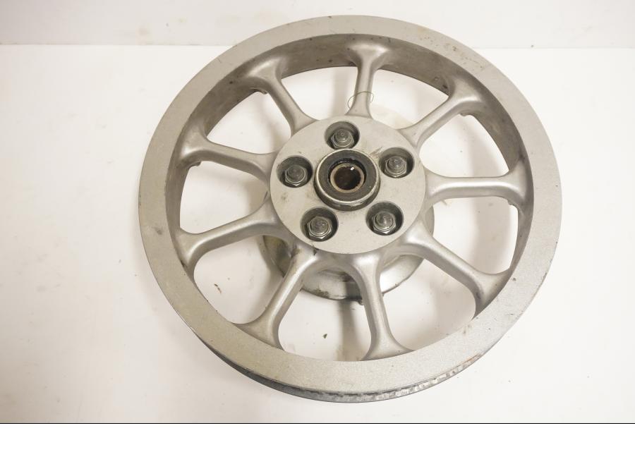 Höger sida på Remdrev från en Yamaha XV 1900 -2007 motorcykel.