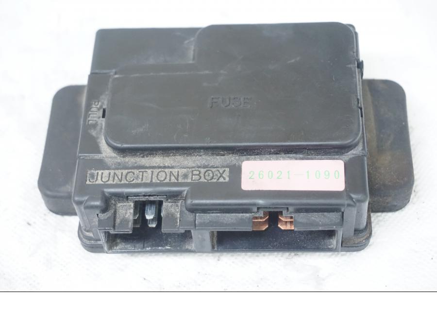 Framsidan på Reläbox från en Kawasaki VN 800 -1996 motorcykel.