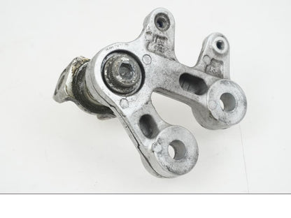 Höger sida på Fotpinnefäste från en Suzuki GSX-R 1000 -2007 motorcykel.