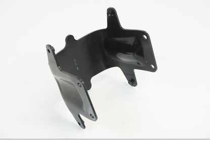 Snett uppifrån på Framskärmsstag från en Triumph Speedmaster -2006 motorcykel.