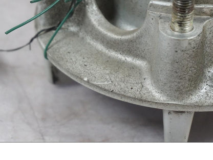 Vänster sida på Drevfäste från en Triumph Tiger -2009 motorcykel.