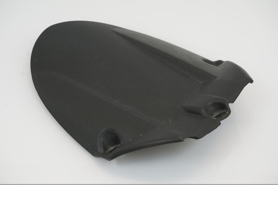 Vänster sida på Svingskärm från en Triumph Tiger -2007 motorcykel.