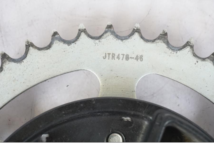 Extrabild1 på Drevfäste från en Kawasaki ER-6N -2016 motorcykel.