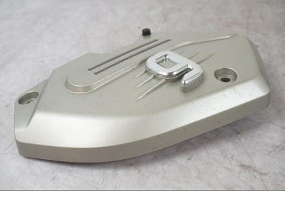 Höger sida på Motorkåpa från en BMW K 1600 GTL -2015 motorcykel.