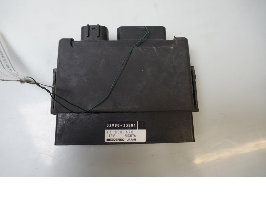 Framsidan på CDI / ECU från en Suzuki GSX-R 750 -1996 motorcykel.